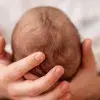 Gula menenangkan bayi baru lahir semasa prosedur yang menyakitkan